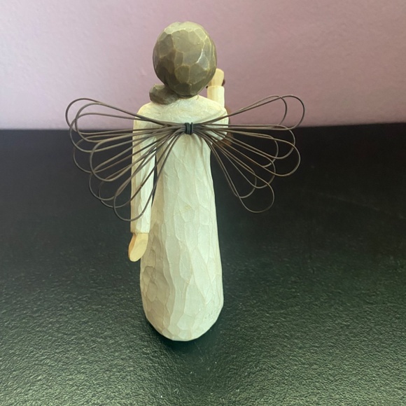 Willow Tree Angel of Hope w/ Lantern - Picture 4 of 8
